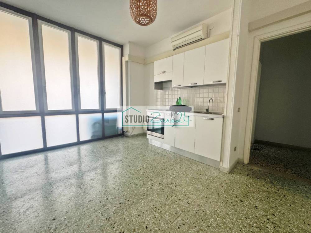 appartamento in vendita a Massa in zona Centro Storico