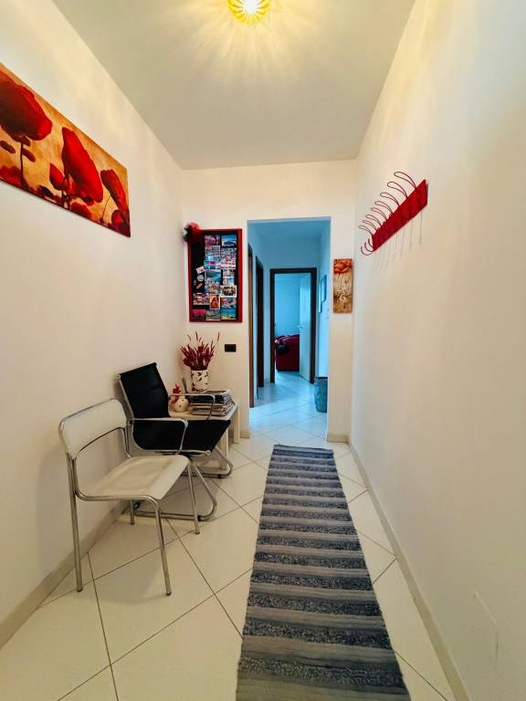 appartamento in vendita a Massa in zona Marina di Massa