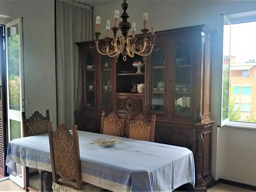 appartamento in vendita a Massa in zona Centro Storico