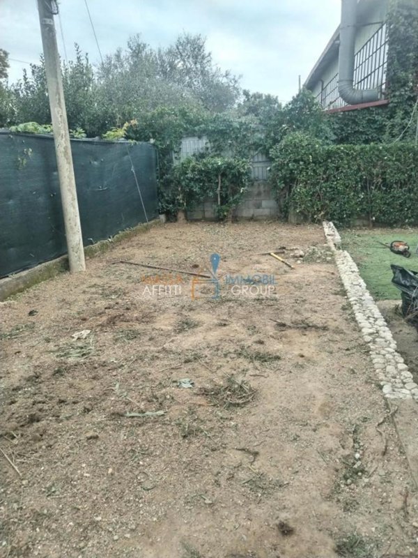 casa indipendente in vendita a Massa