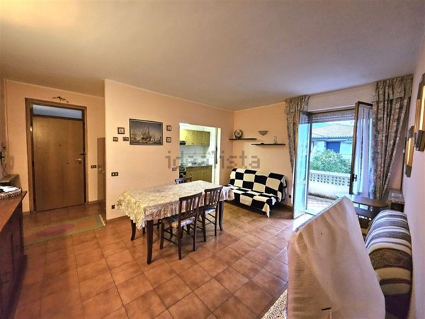 appartamento in vendita a Massa in zona Marina di Massa