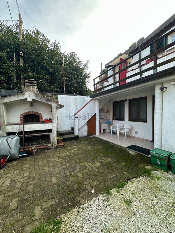 pentavano in vendita a Massa in zona Centro Storico