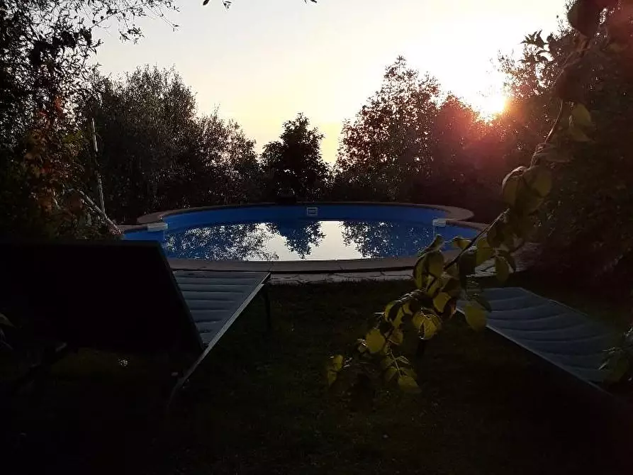 casa indipendente in vendita a Massa