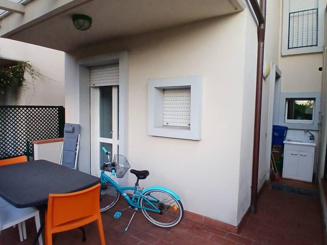 casa indipendente in vendita a Massa in zona Poveromo