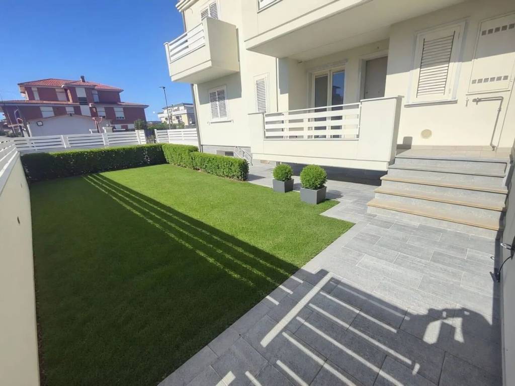 appartamento in vendita a Massa