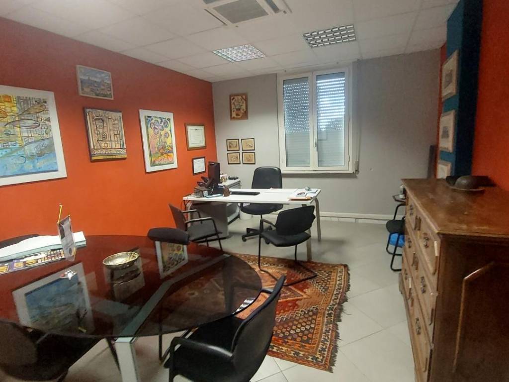 appartamento in vendita a Massa in zona Centro Storico