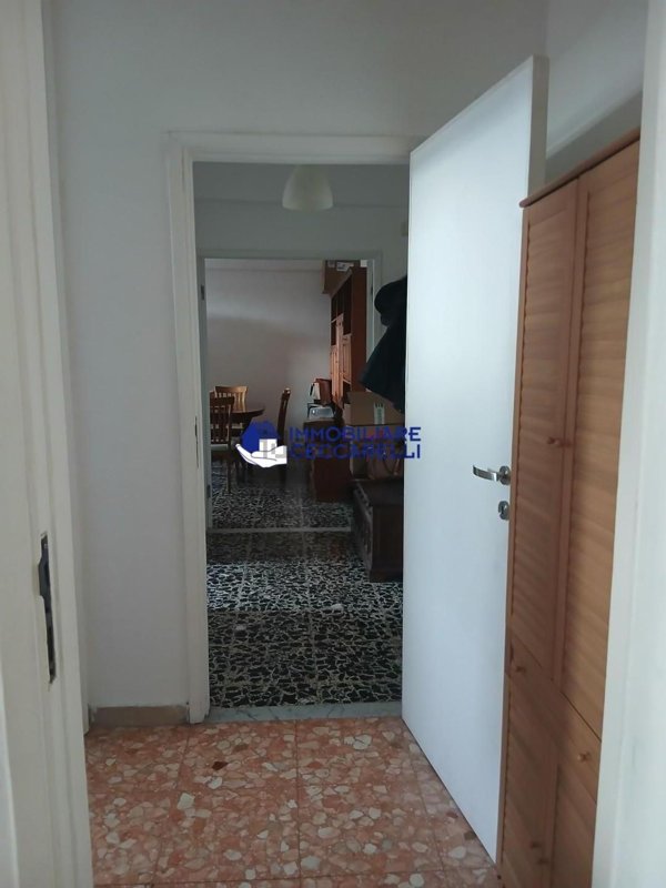 appartamento in vendita a Massa in zona Centro Storico