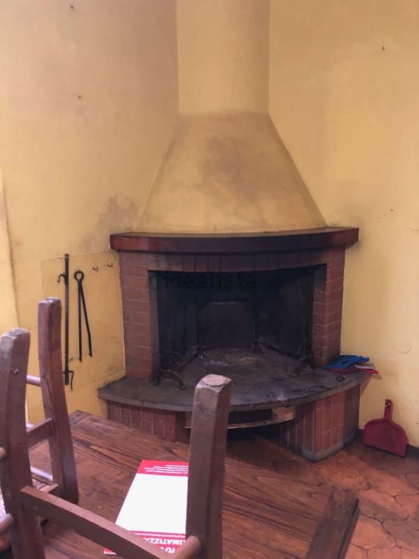 appartamento in vendita a Massa in zona Centro Storico