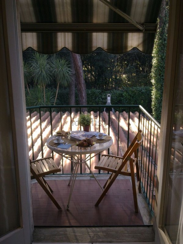 appartamento in vendita a Massa in zona Marina dei Ronchi