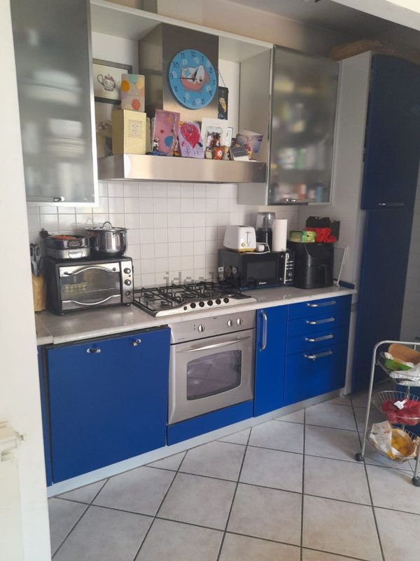 appartamento in vendita a Massa in zona Marina dei Ronchi