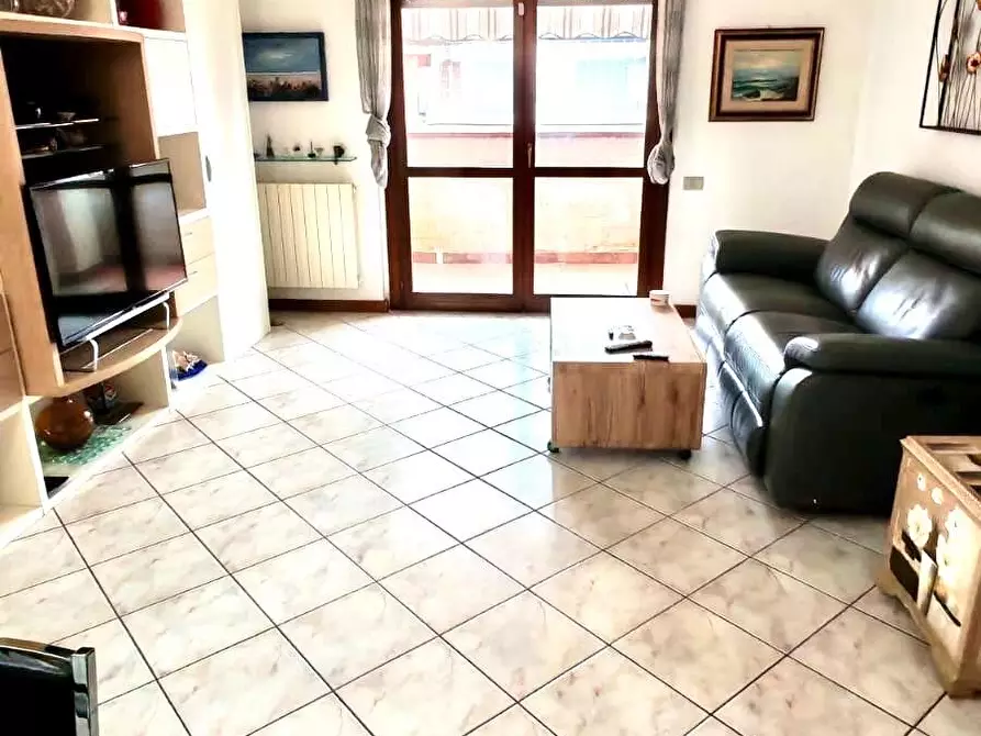 appartamento in vendita a Massa in zona Quercioli