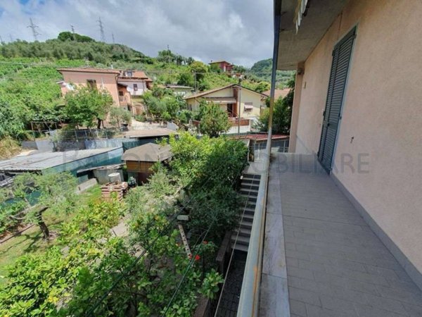 appartamento in vendita a Massa in zona Romagnano
