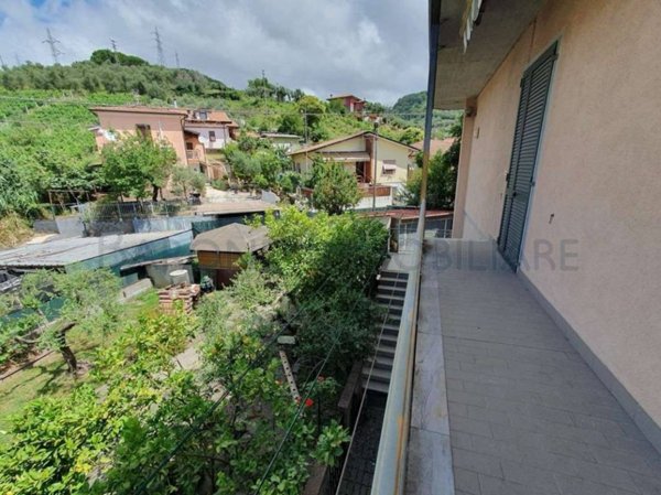 appartamento in vendita a Massa in zona Romagnano