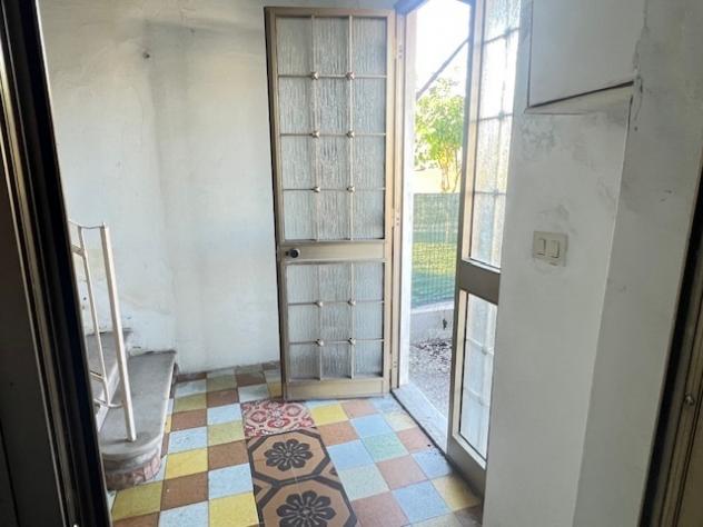 casa indipendente in vendita a Massa in zona Quercioli