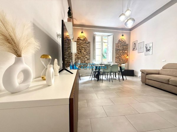 appartamento in vendita a Massa in zona Centro Storico