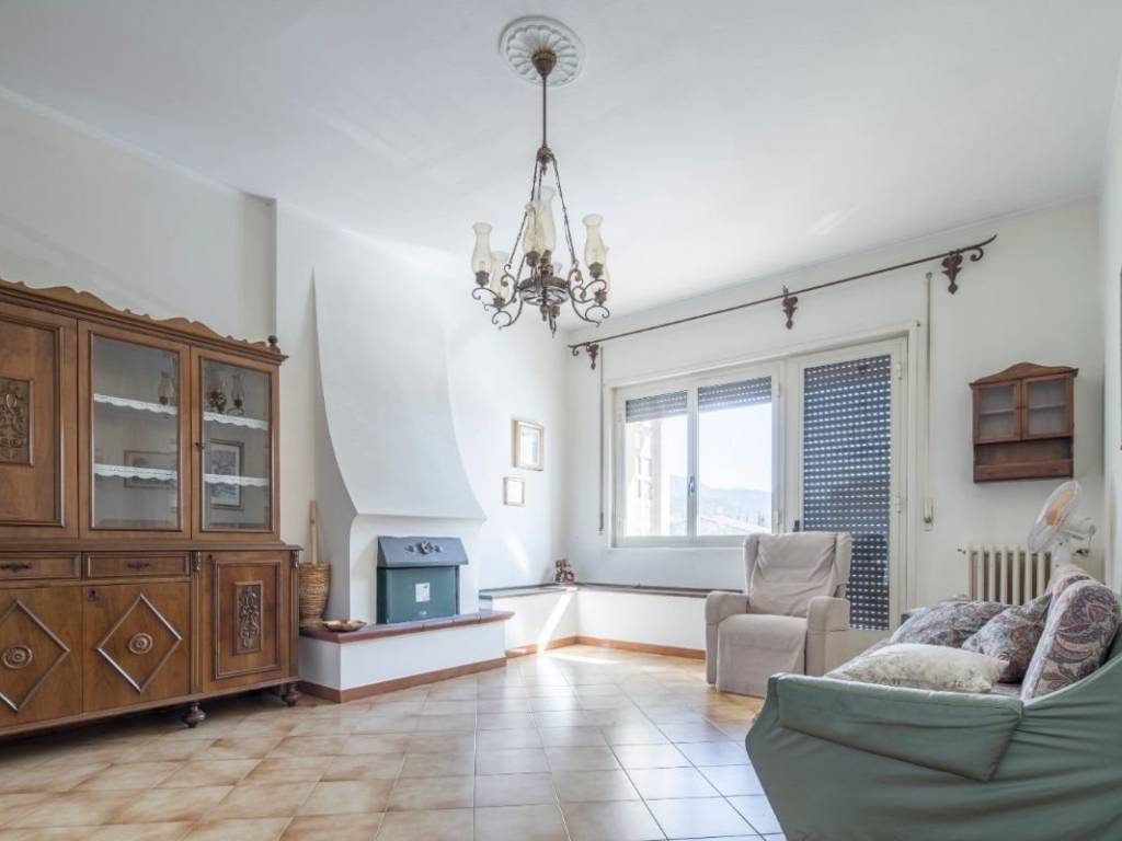 appartamento in vendita a Massa