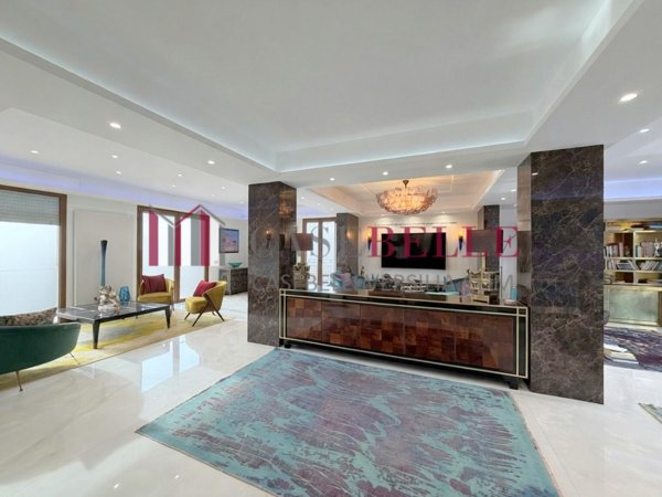 appartamento in vendita a Massa in zona Marina di Massa