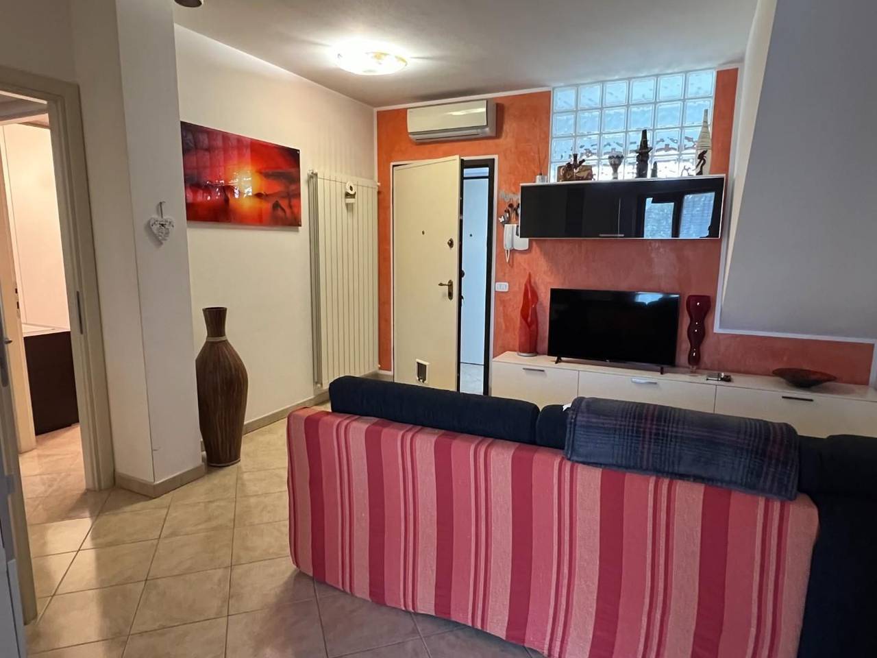 appartamento in vendita a Massa in zona Castagnola