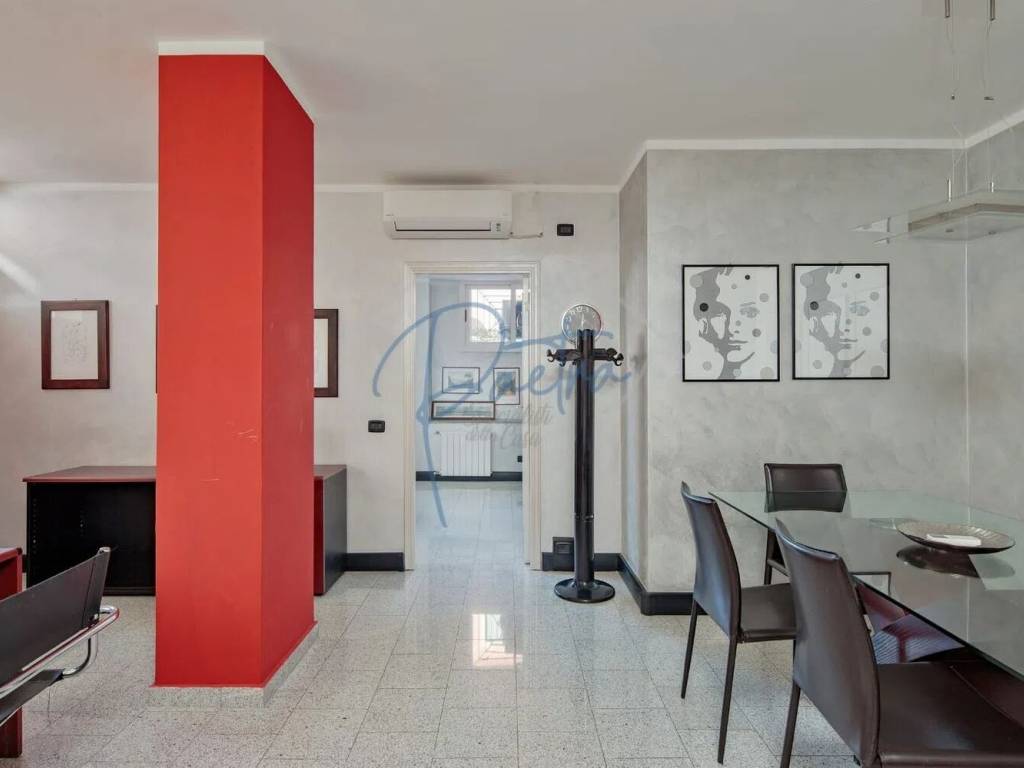 ufficio in vendita a Massa in zona Centro Storico