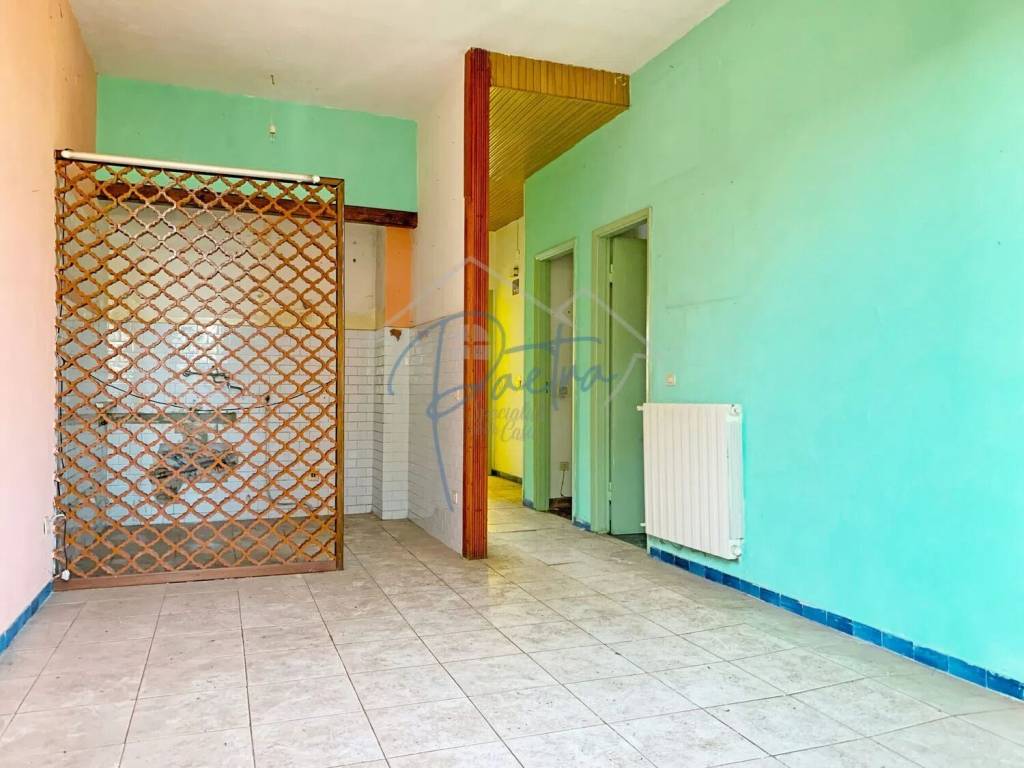 appartamento in vendita a Massa in zona Marina di Massa