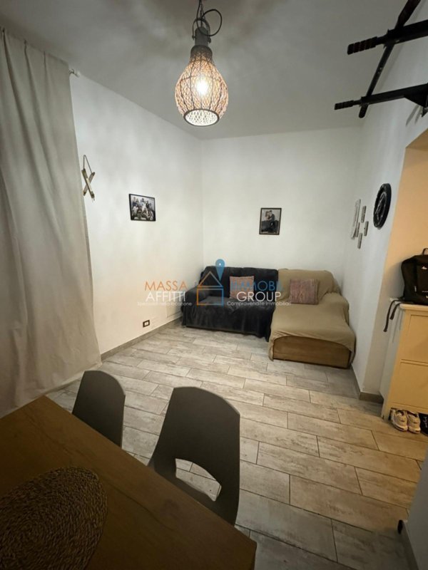 casa indipendente in vendita a Massa in zona Centro Storico