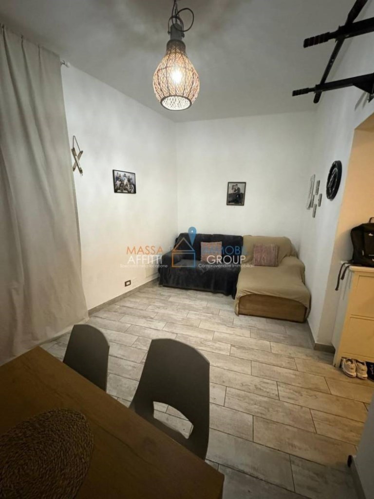 casa indipendente in vendita a Massa in zona Centro Storico