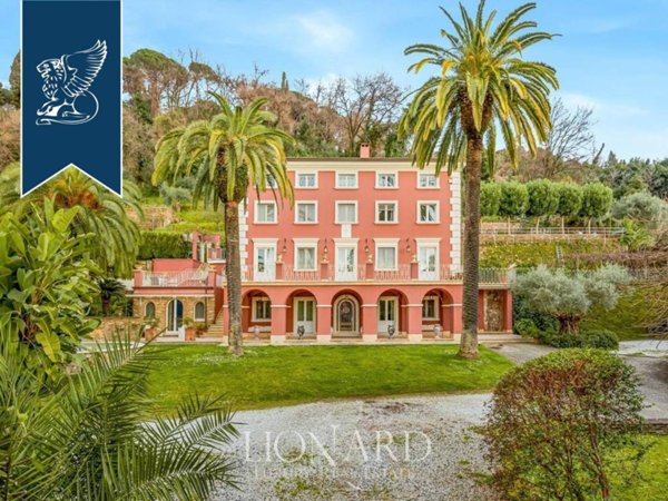 casa indipendente in vendita a Massa