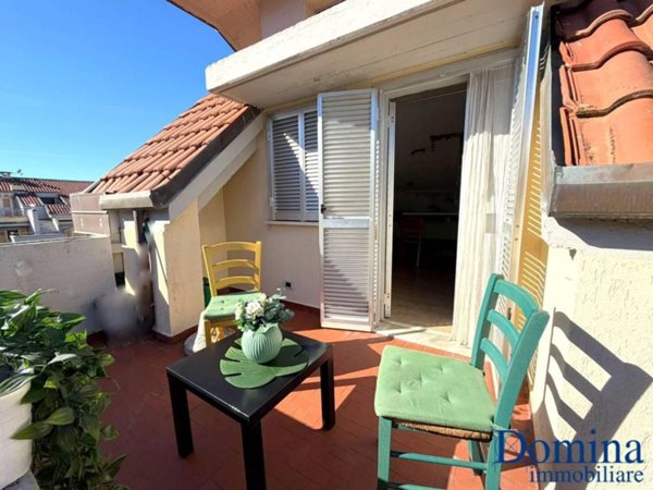 appartamento in vendita a Massa in zona Marina di Massa