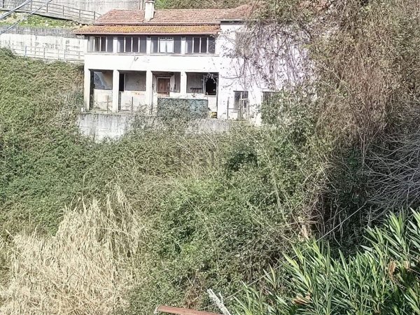 casa indipendente in vendita a Massa in zona Casette