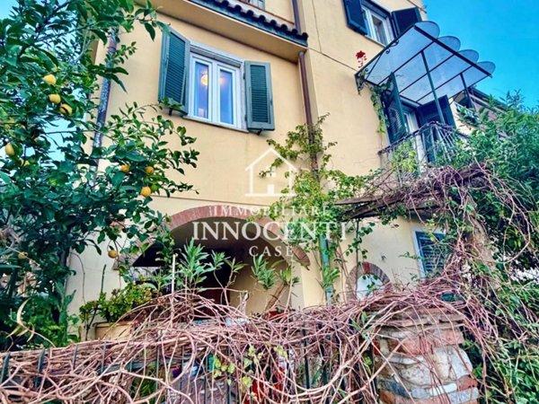 appartamento in vendita a Massa in zona Centro Storico