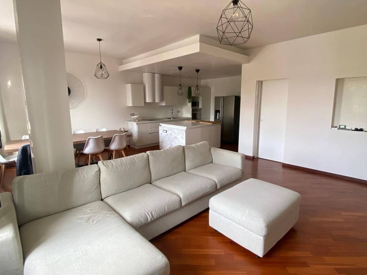 appartamento in vendita a Massa in zona Marina di Massa