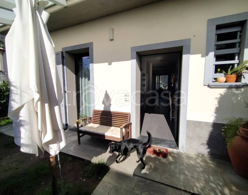casa indipendente in vendita a Massa in zona Centro Storico