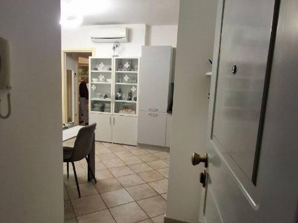 appartamento in vendita a Massa in zona Marina di Massa