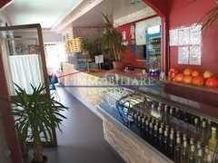 negozio in vendita a Massa in zona Marina di Massa