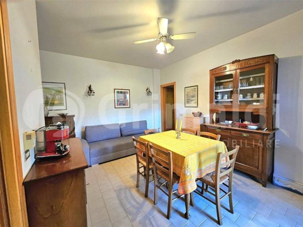 appartamento in vendita a Massa in zona Marina dei Ronchi