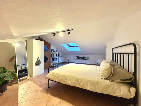 appartamento in vendita a Massa in zona Marina di Massa