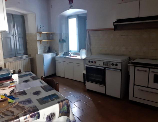 casa indipendente in vendita a Massa in zona Mirteto