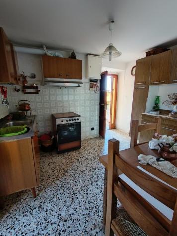 casa indipendente in vendita a Massa