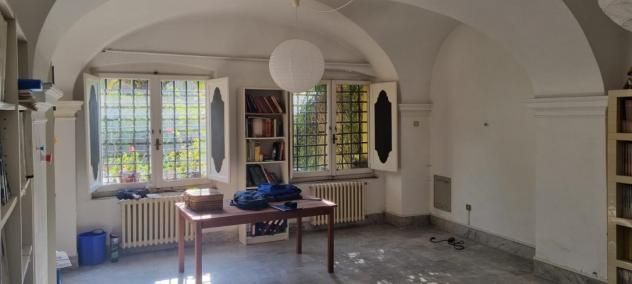 ufficio in vendita a Massa in zona Centro Storico