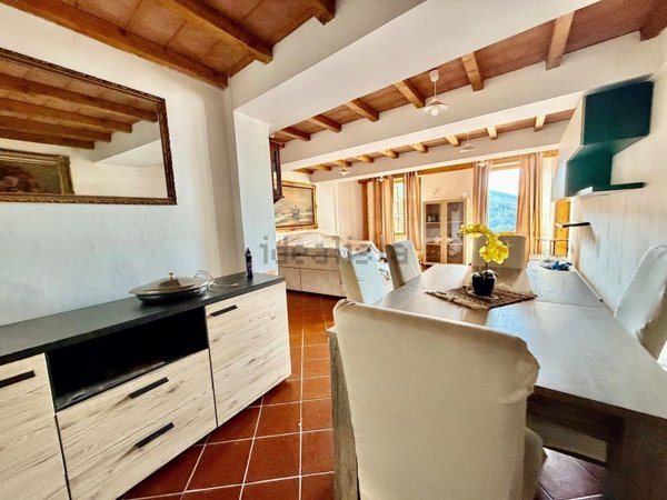 casa indipendente in vendita a Massa in zona Antona