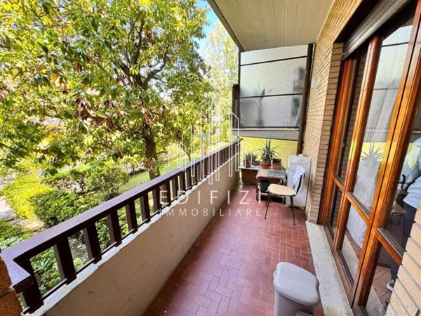 appartamento in vendita a Massa in zona Marina dei Ronchi