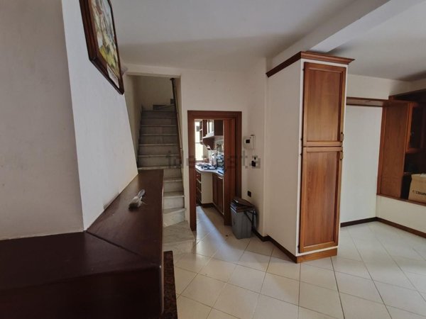 casa indipendente in vendita a Massa in zona Centro Storico