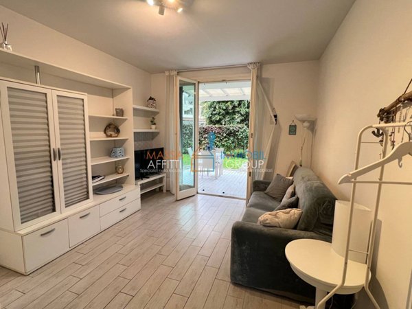 appartamento in vendita a Massa in zona Poveromo