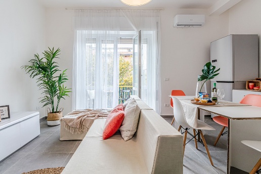 appartamento in vendita a Massa in zona Marina di Massa