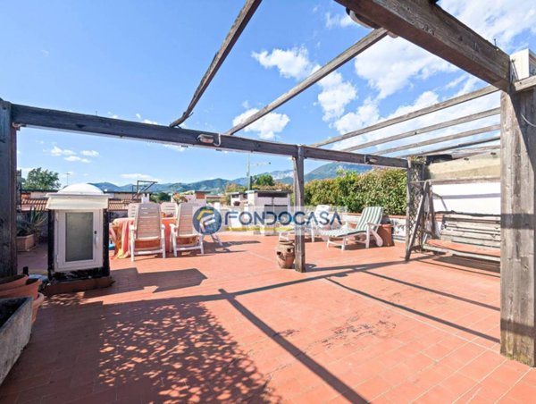 appartamento in vendita a Massa in zona Marina di Massa