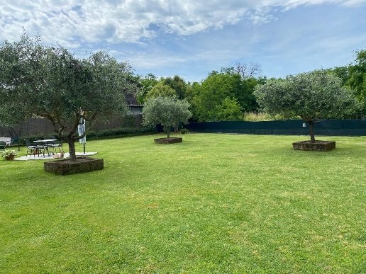 casa indipendente in vendita a Massa in zona Romagnano