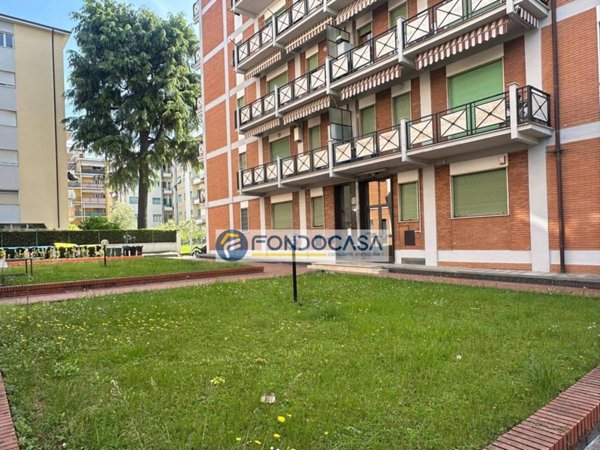 appartamento in vendita a Massa in zona Centro Storico