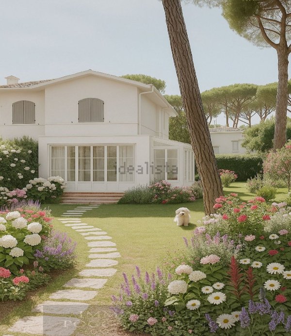 casa indipendente in vendita a Massa in zona Poveromo