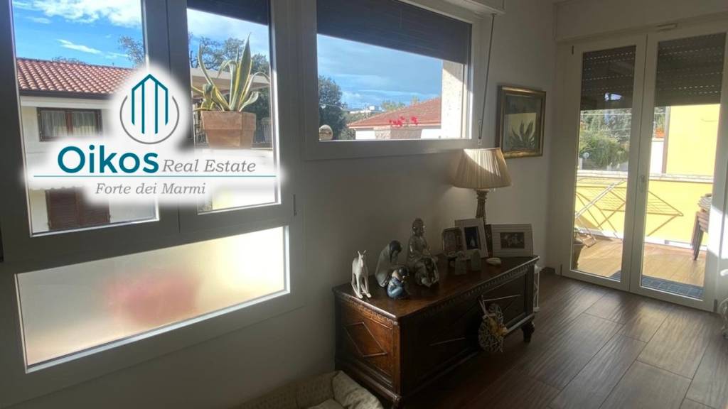 appartamento in vendita a Massa in zona Centro Storico