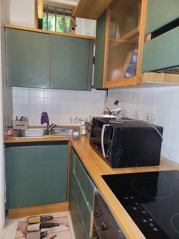 appartamento in vendita a Massa in zona Marina di Massa